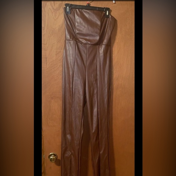 PLT chocolate jumpsuit - Picture 3 of 3